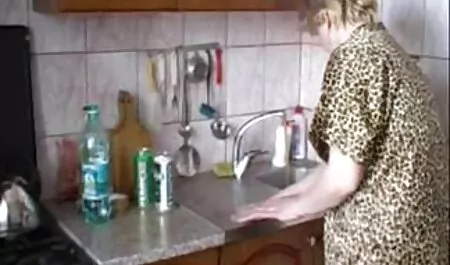 Урина. Възрастен. Оборудване за генериране на вълни. Нула шестстотин порно български и осем