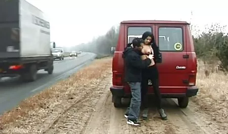 Майка участва дъщеря порно български си нов BF - направи цар