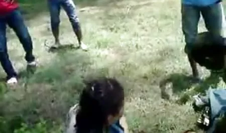 Бягащи гамаши българско аматьорско порно