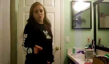 Зашеметяваща мастурбация в Паркин български секс видео лото